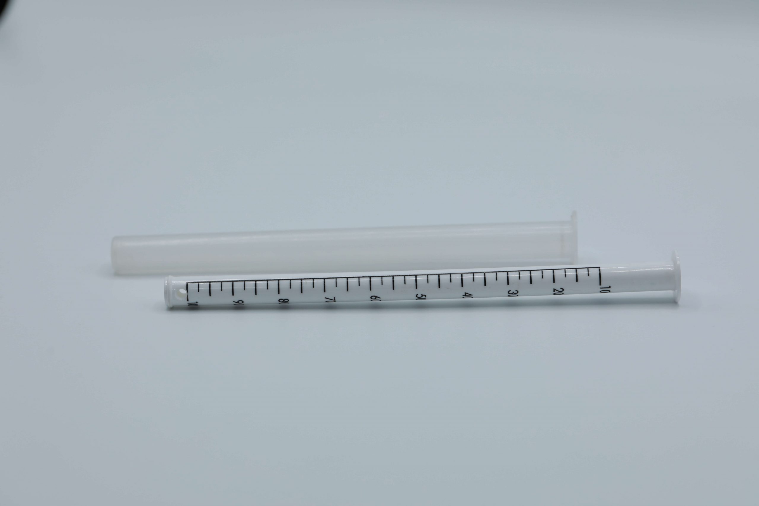 Name- Cream Applicator. Product ID- CA200605. Catagory- Applicator. Size & Capacity 100MG. Material- Ploystyrene-LDPE